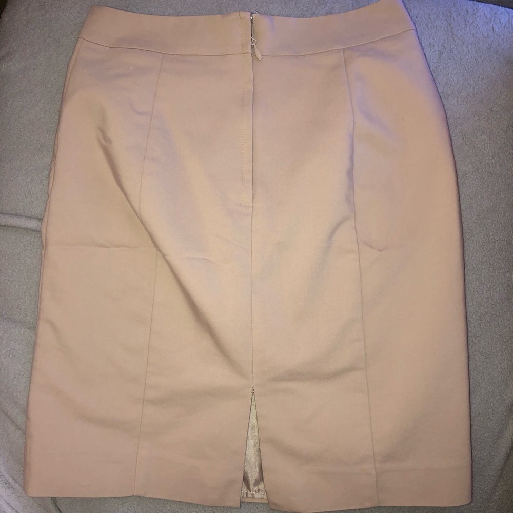 Cute Cream Colored H&M Skirt